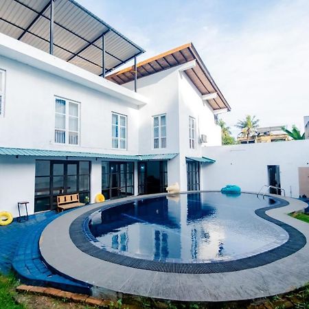Hotel One Sixty Dehiwala-Mount Lavinia ภายนอก รูปภาพ