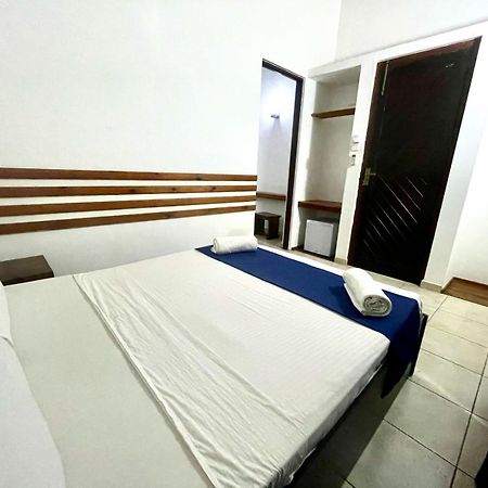 Hotel One Sixty Dehiwala-Mount Lavinia ภายนอก รูปภาพ