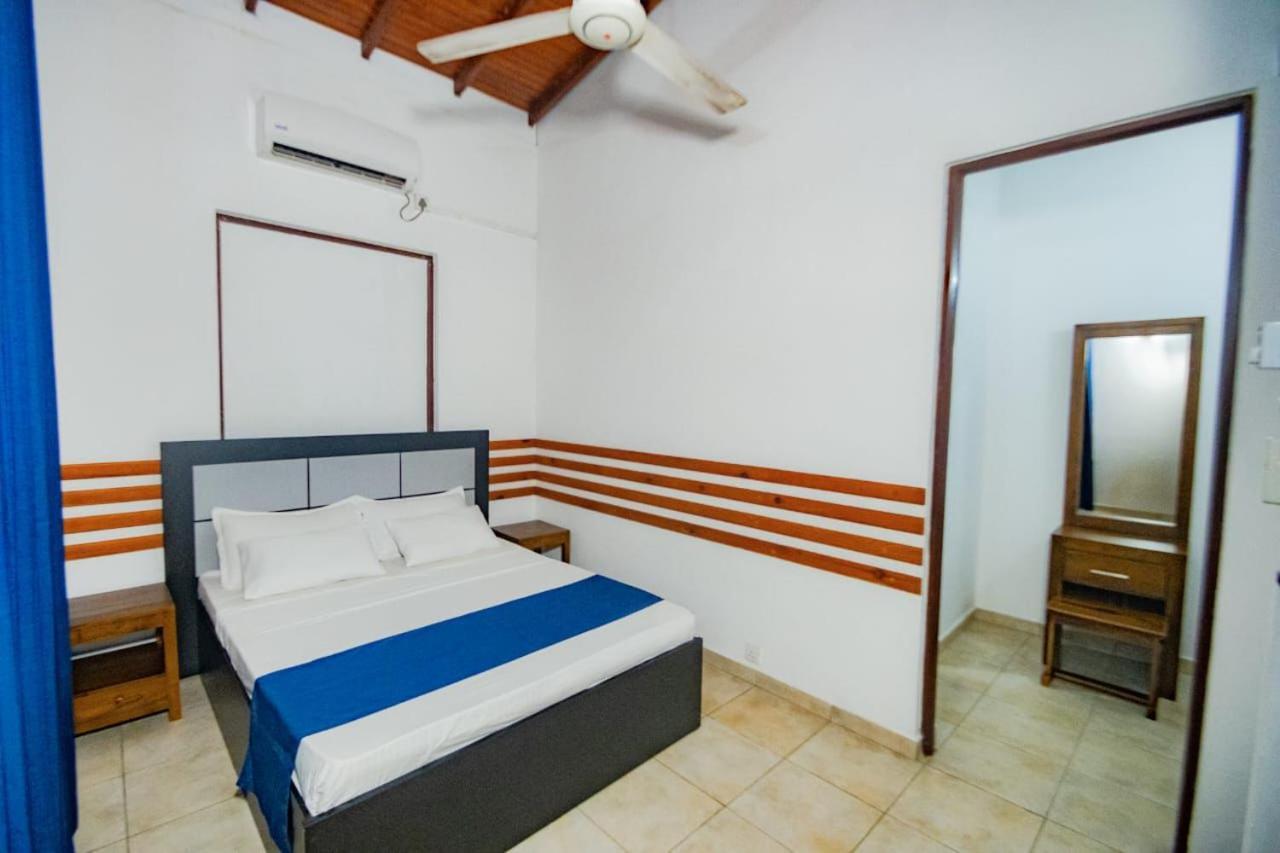 Hotel One Sixty Dehiwala-Mount Lavinia ภายนอก รูปภาพ